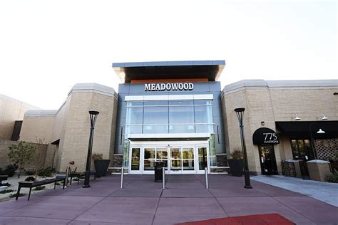 meadwood mall